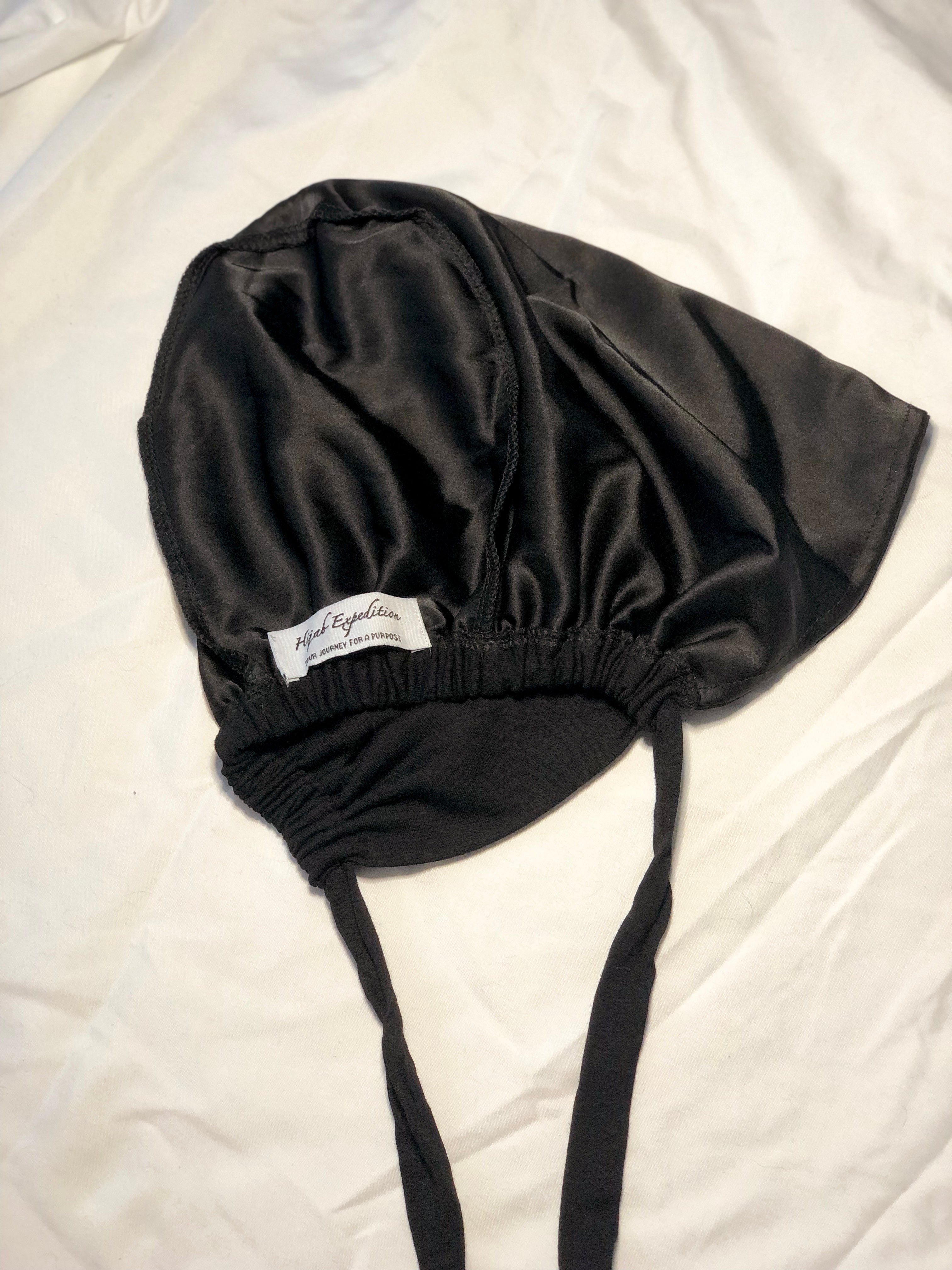 Jumbo Satin Under Scarf (Pure Black)